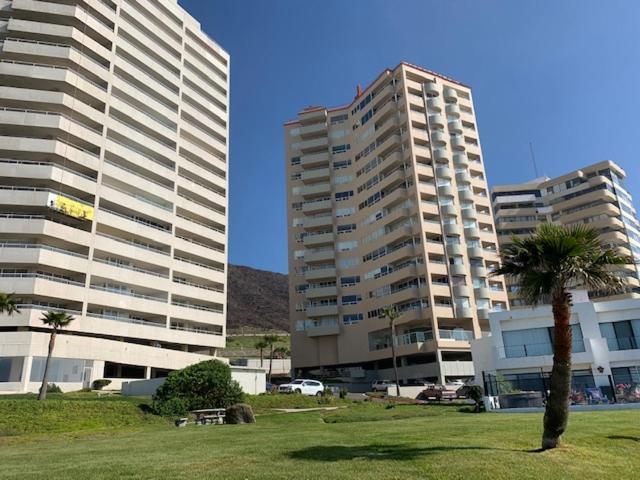Beachfront Condo W Pools Steps To Beach & Mins To Dt Rosarito Dış mekan fotoğraf